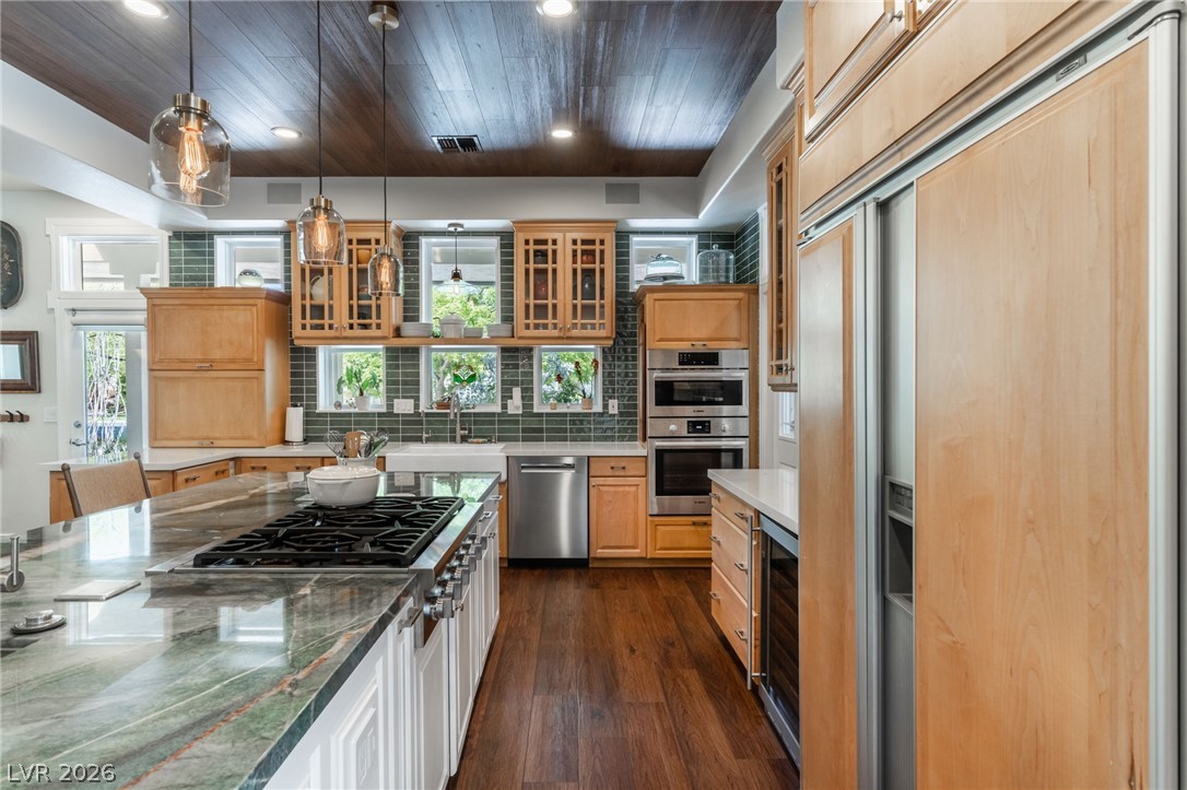 1908 Soaring Court Property Photo 22