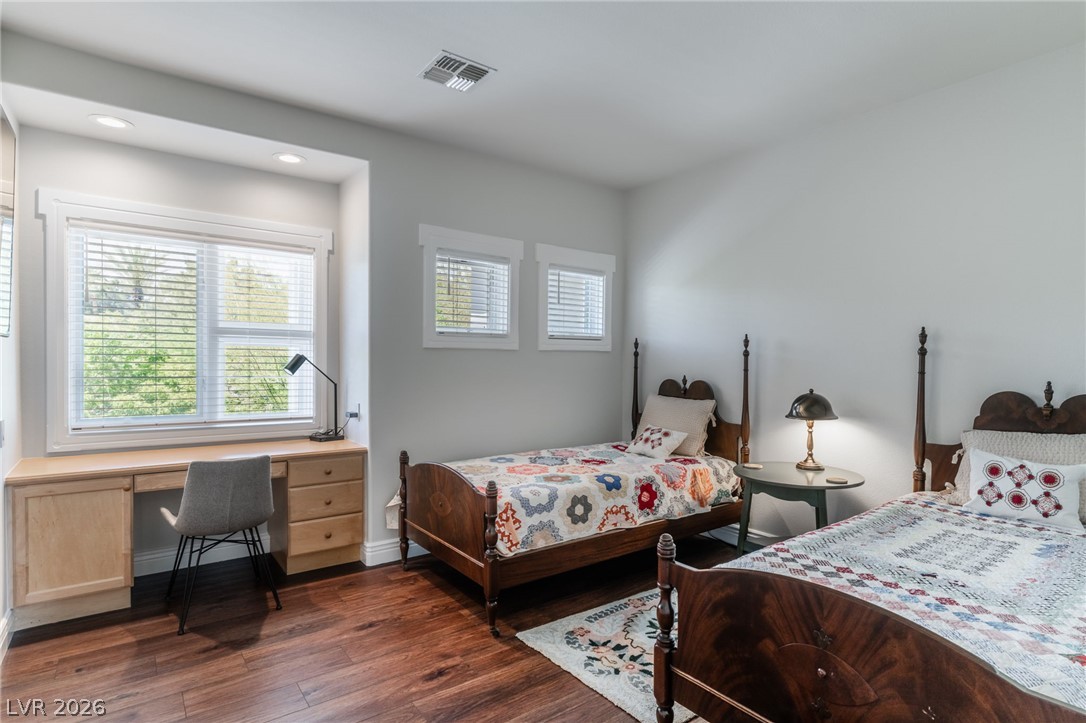 1908 Soaring Court Property Photo 43