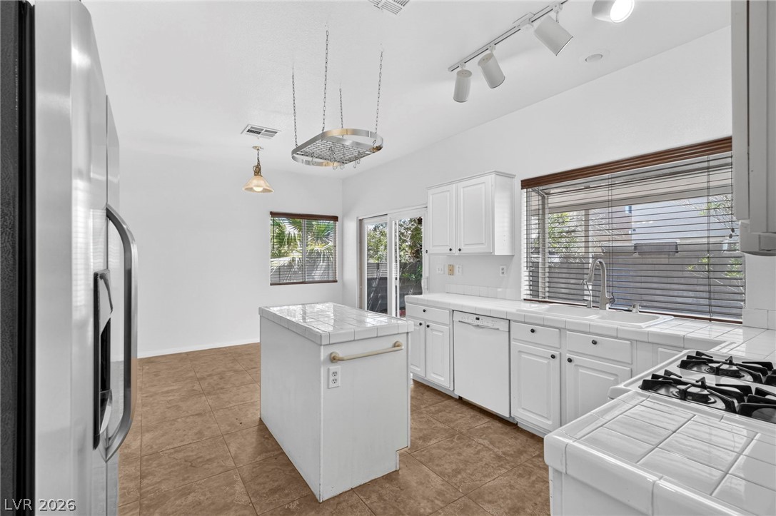 8521 Gold Flash Avenue Property Photo 12