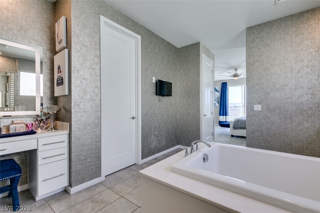 779 Glowing Horizon Street Property Photo 33