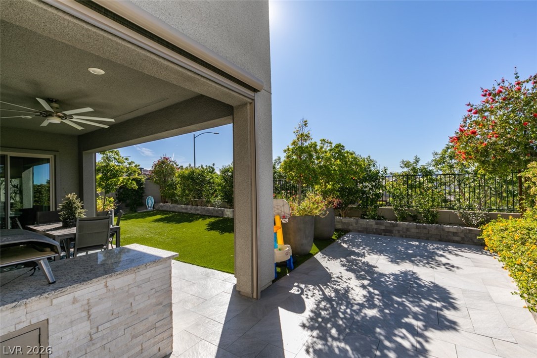 779 Glowing Horizon Street Property Photo 37