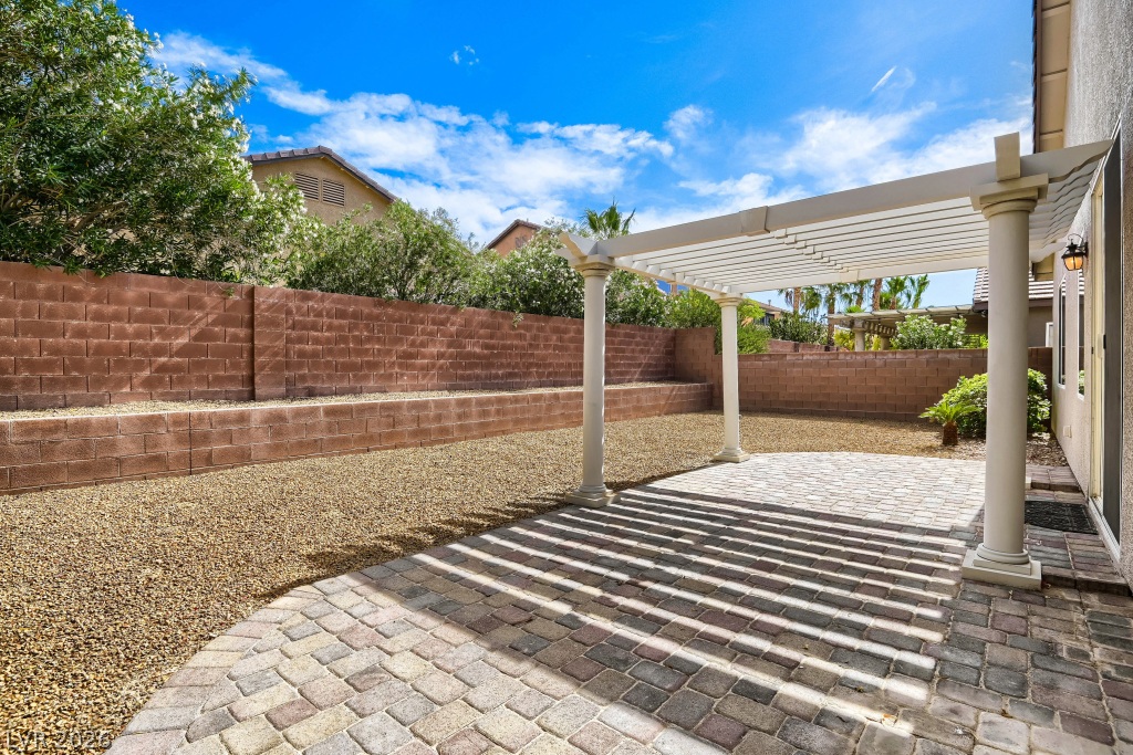 10140 Trellis Rose Court Property Photo 33