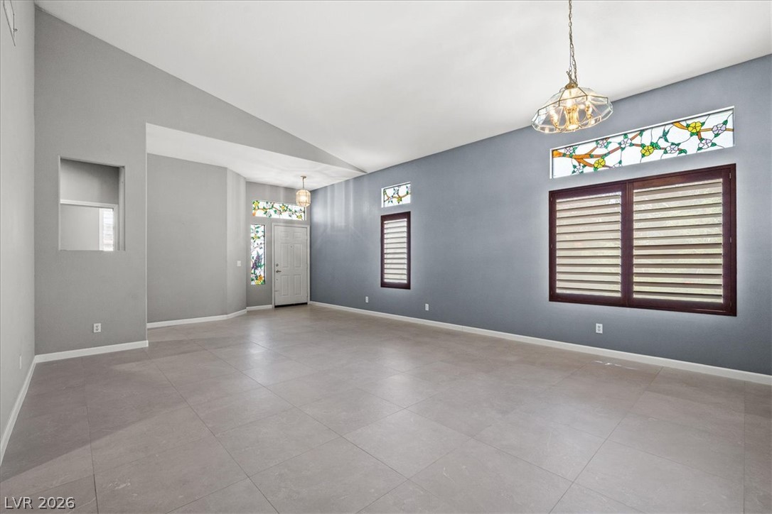 1898 Desert Forest Way Property Photo 8