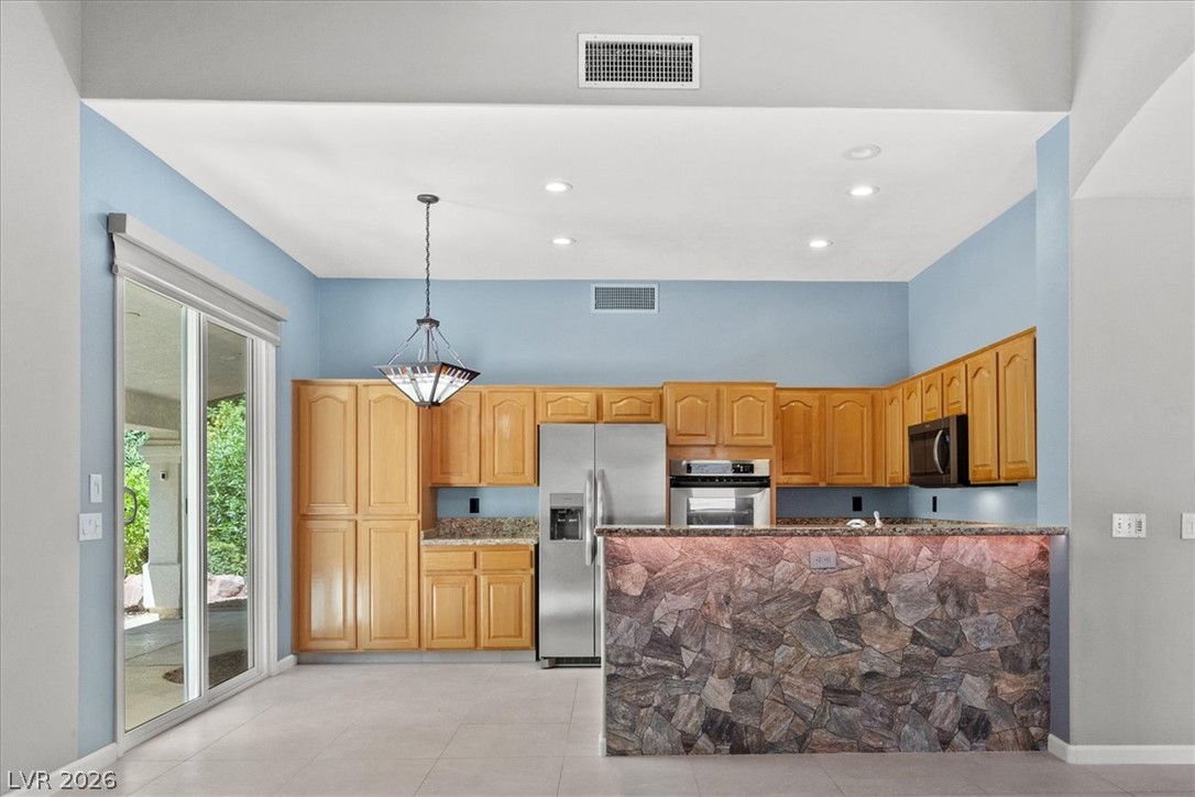 1898 Desert Forest Way Property Photo 13