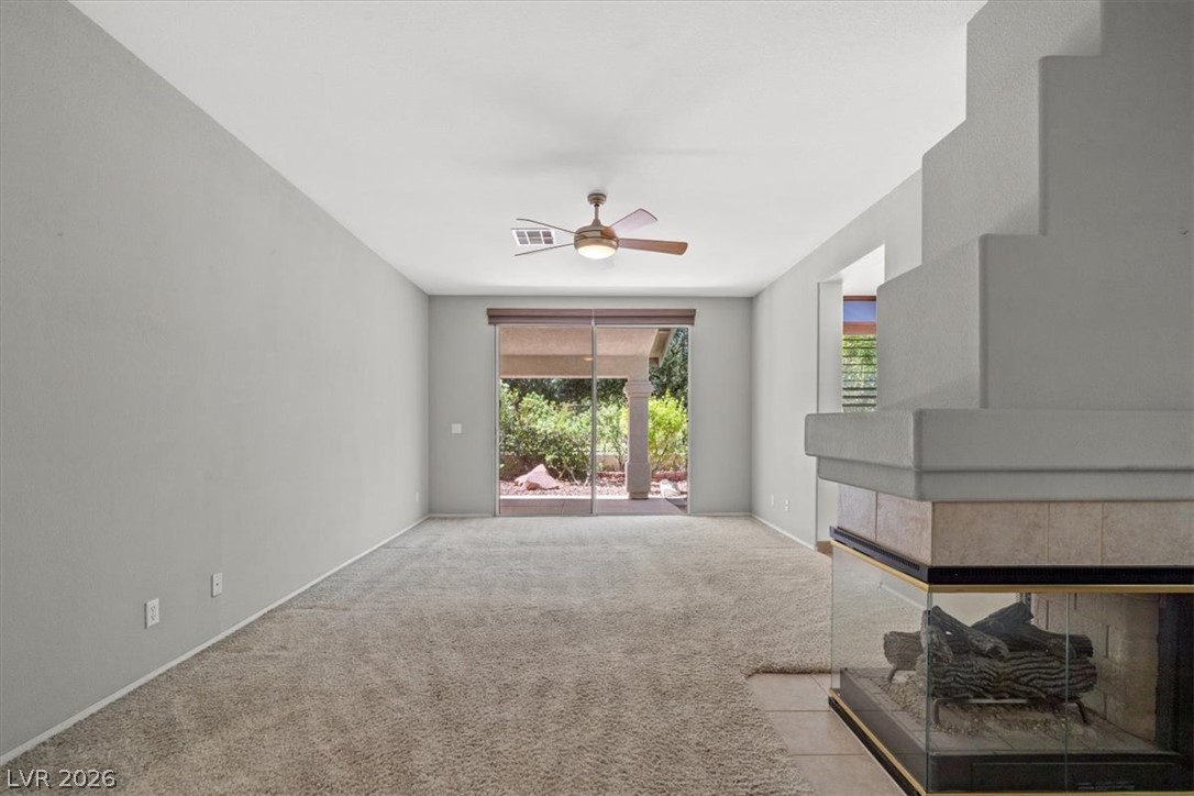 1898 Desert Forest Way Property Photo 19