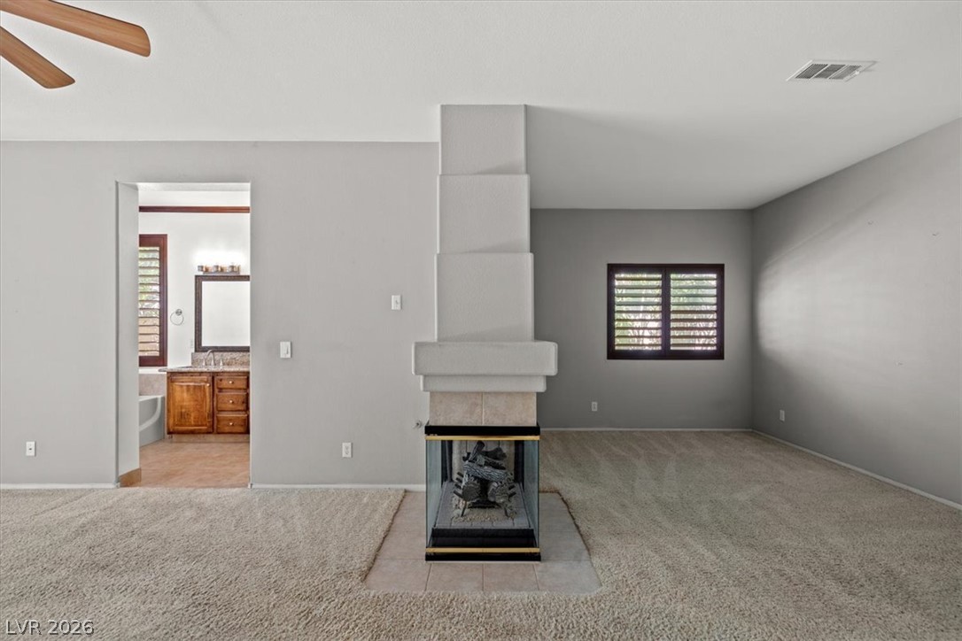 1898 Desert Forest Way Property Photo 20