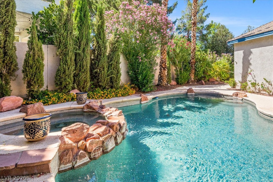 1898 Desert Forest Way Property Photo 30