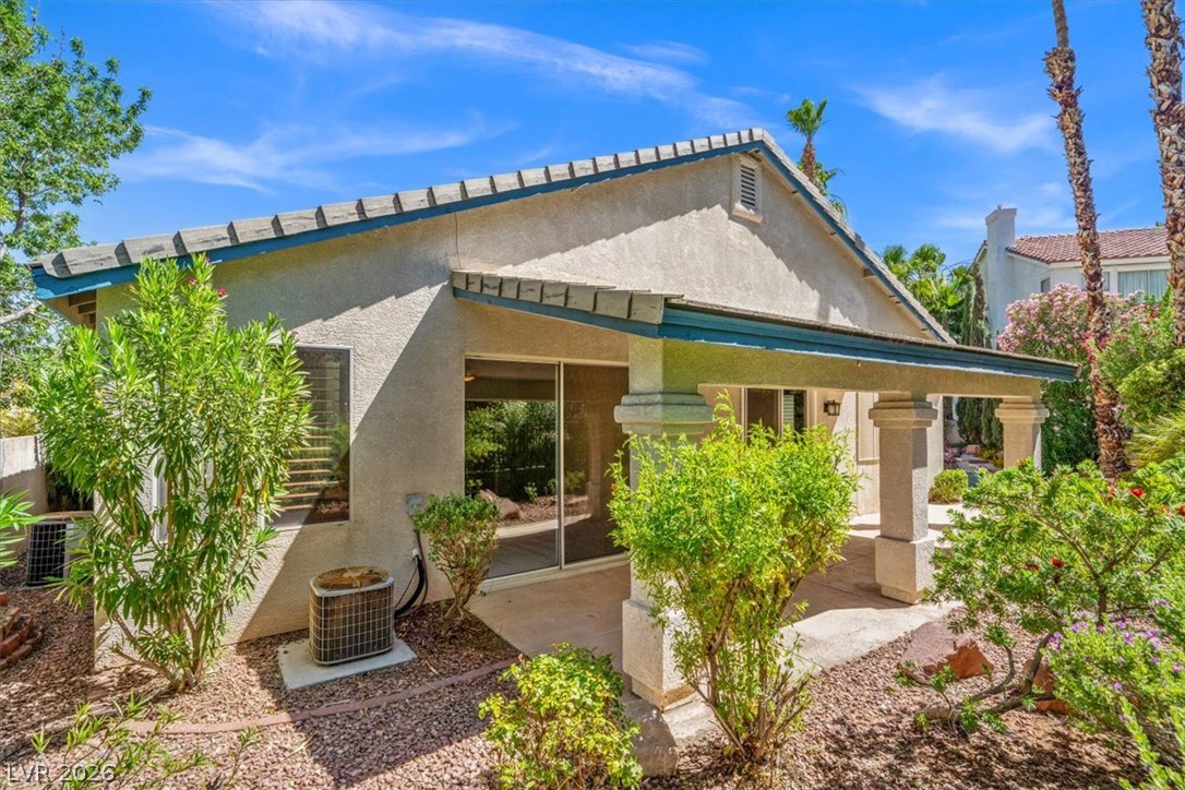 1898 Desert Forest Way Property Photo 31