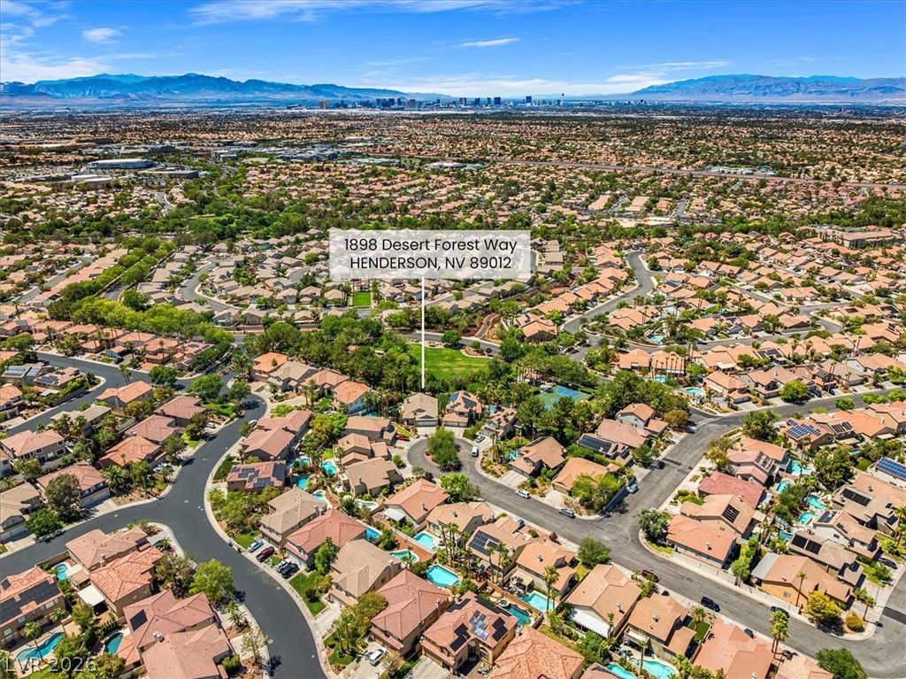 1898 Desert Forest Way Property Photo 37