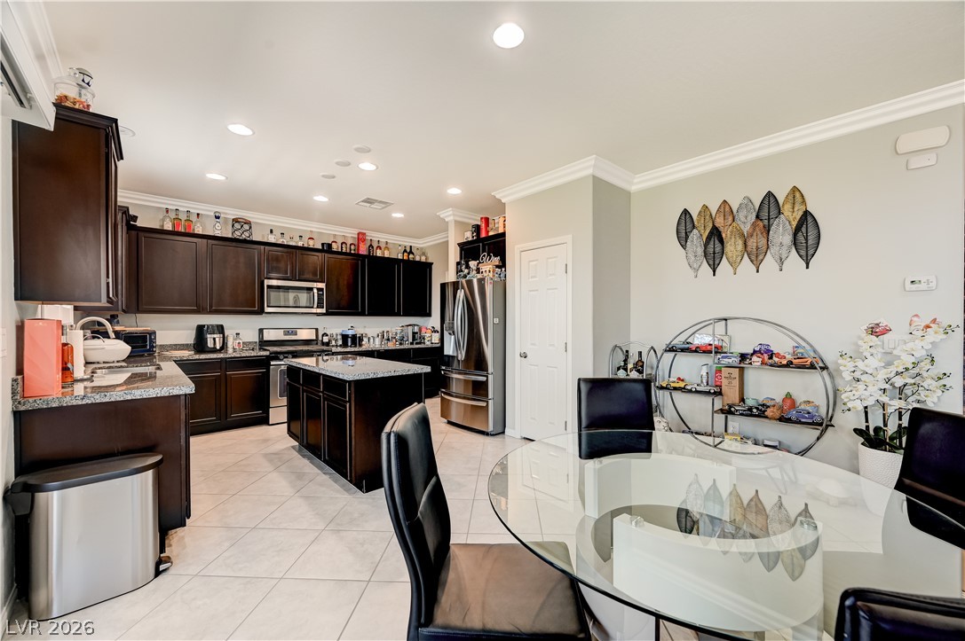 8994 Sky Lux Place Property Photo 11