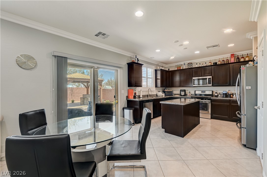 8994 Sky Lux Place Property Photo 14