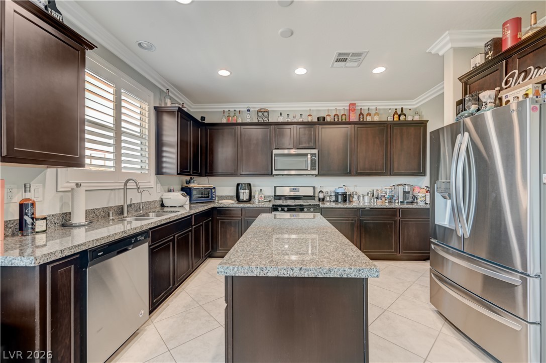8994 Sky Lux Place Property Photo 15