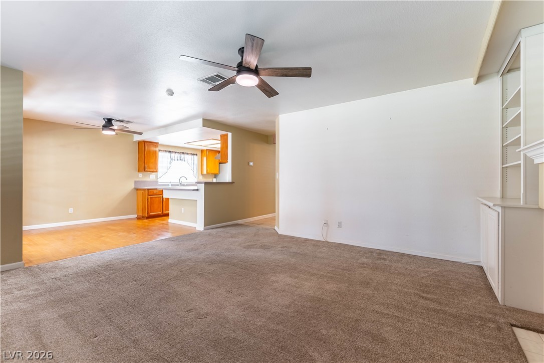 1020 Grey Hollow Avenue Property Photo 10