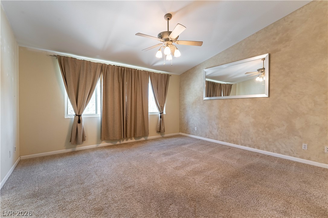 1020 Grey Hollow Avenue Property Photo 21