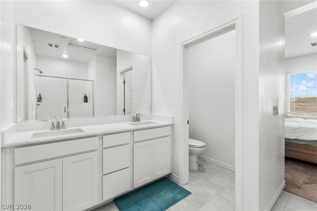 234 Walsh Peak Avenue Property Photo 28