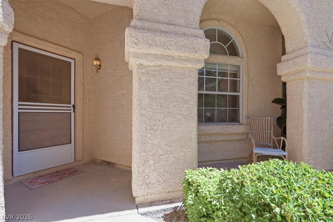 5537 Port Barrington Way Property Photo 2