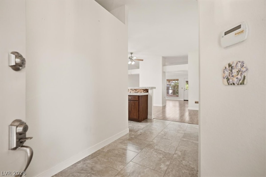 5537 Port Barrington Way Property Photo 4