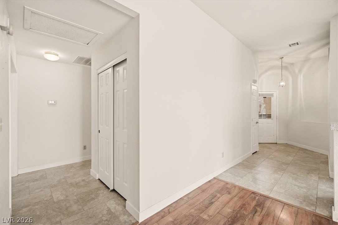 5537 Port Barrington Way Property Photo 16