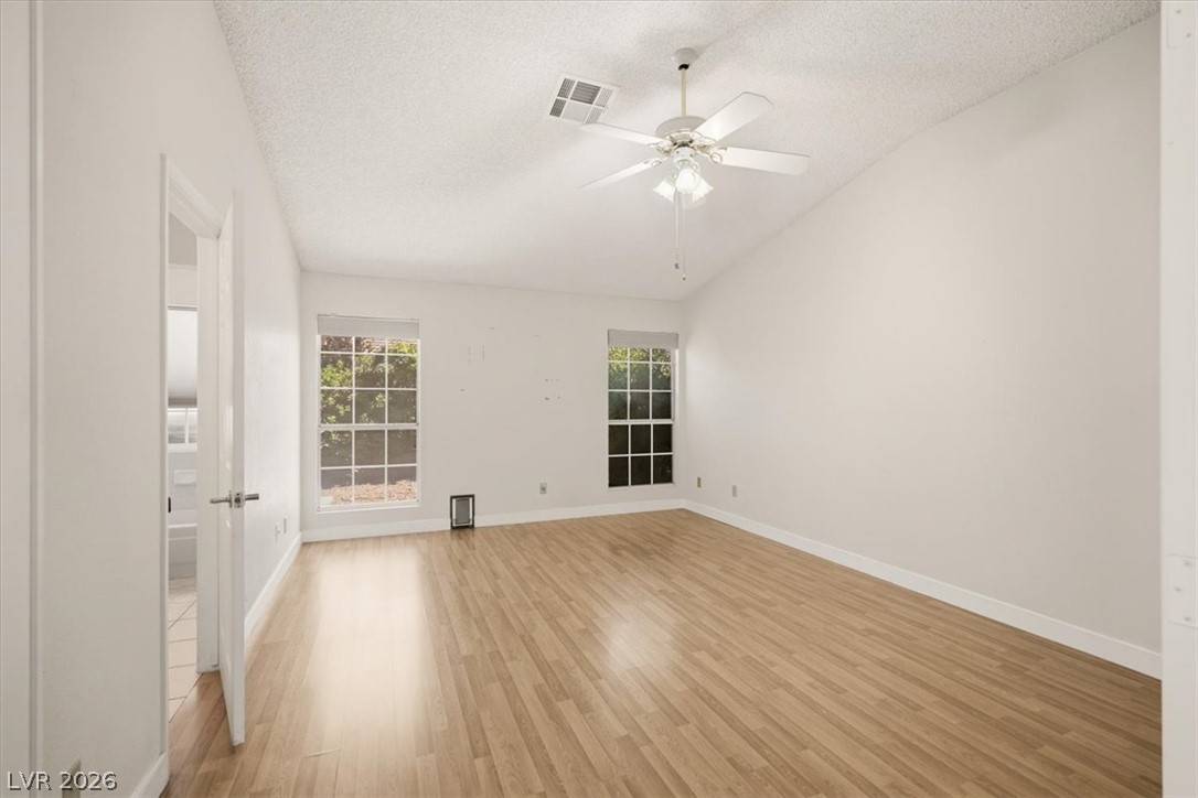 5537 Port Barrington Way Property Photo 17