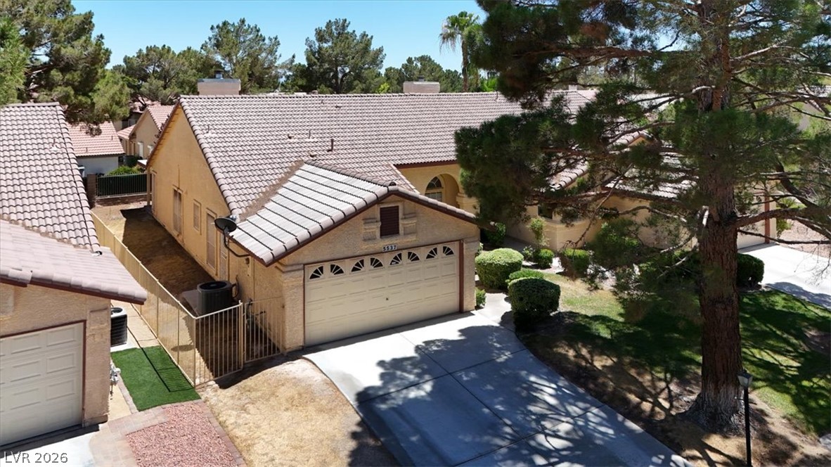 5537 Port Barrington Way Property Photo 29
