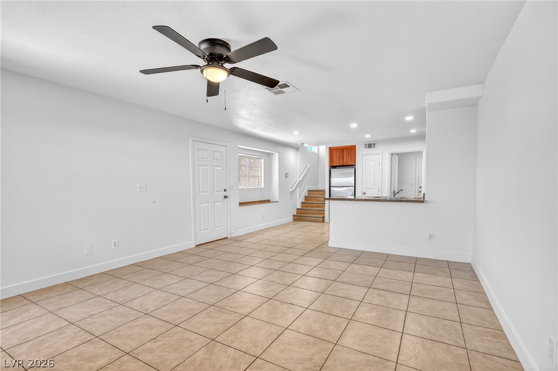 3021 Aloha Avenue Property Photo 5