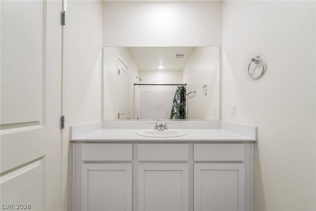 4826 Wine Ridge Avenue Property Photo 15