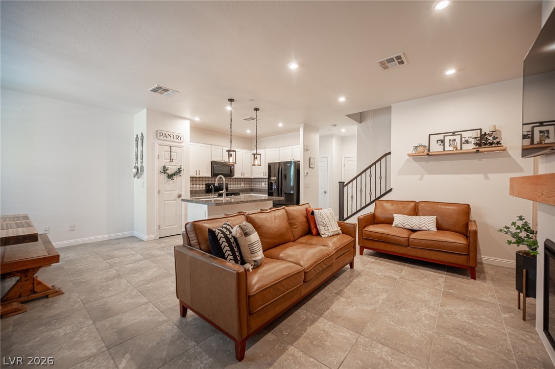 1201 Narrow Gorge Court Property Photo 9