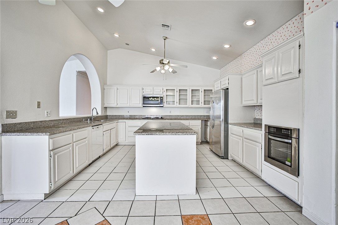 6970 Eldora Avenue Property Photo 4