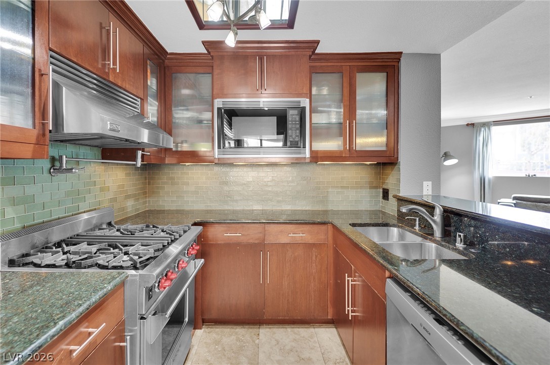 220 East Flamingo Road 117 Property Photo 3