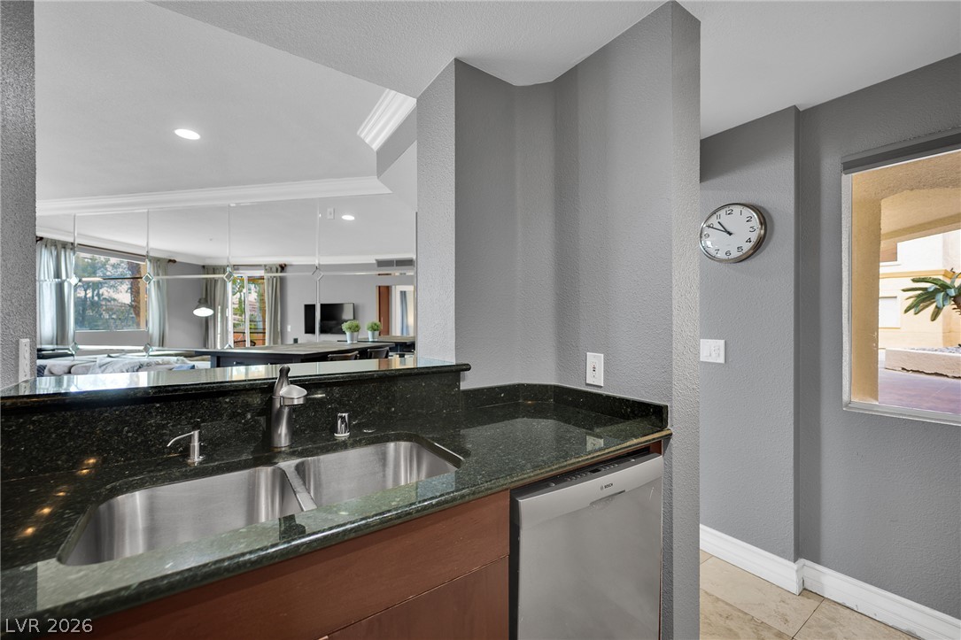 220 East Flamingo Road 117 Property Photo 5