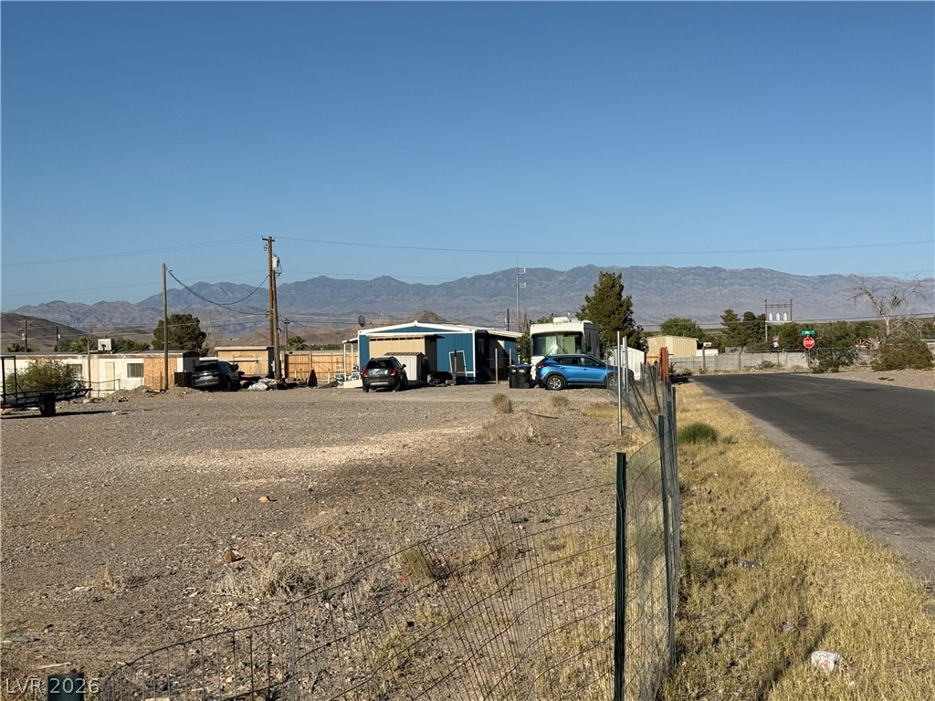 975 Sky Road Property Photo 4