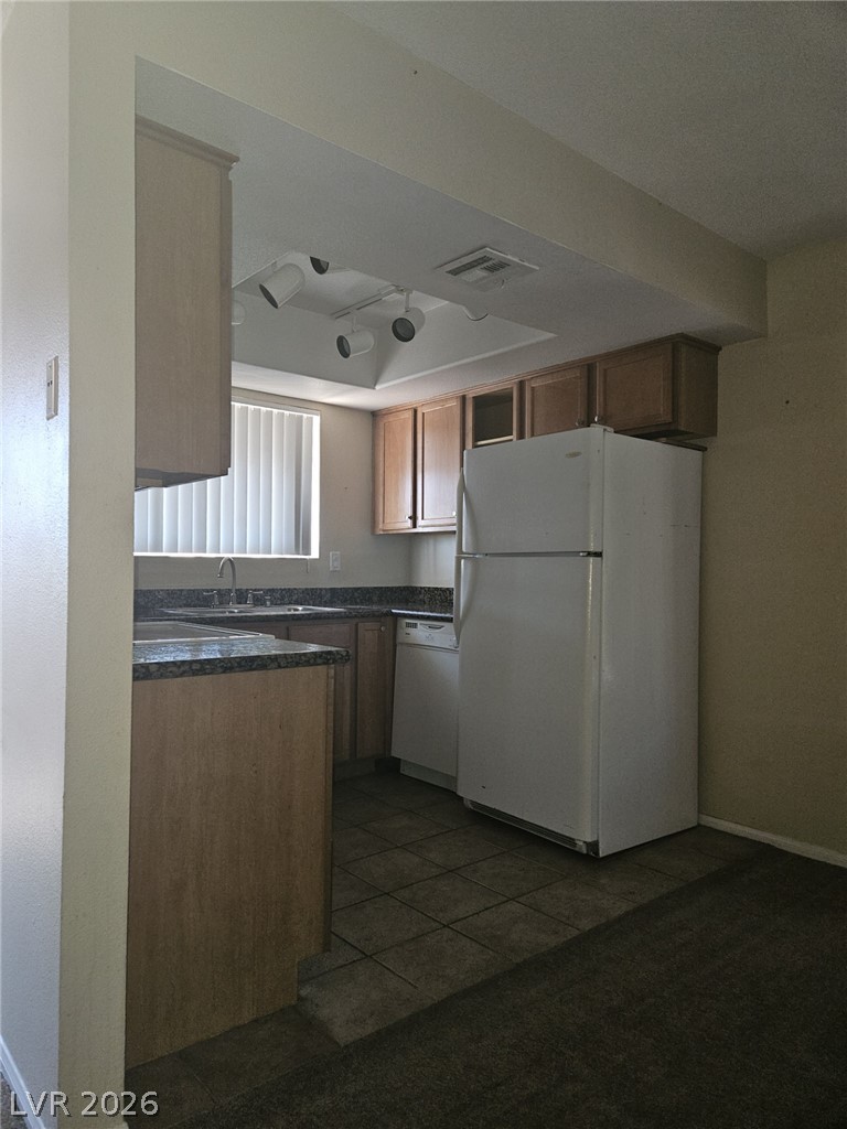 7300 North West Pirates Cove Road 2025 Property Photo 5