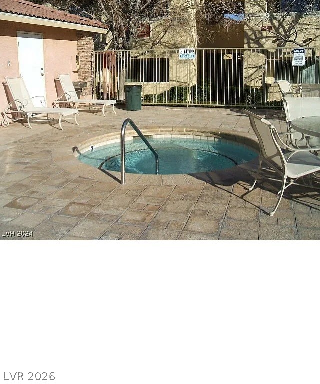 7300 North West Pirates Cove Road 2025 Property Photo 18