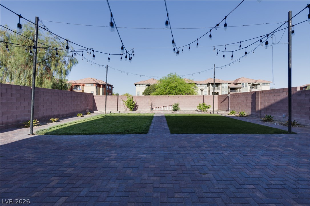 5124 Teal Petals Street Property Photo 32