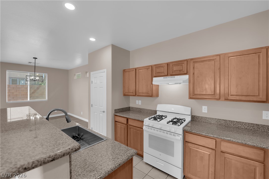 9018 Toast Avenue Property Photo 9