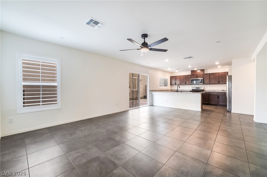 3761 Scafati Avenue Property Photo 9