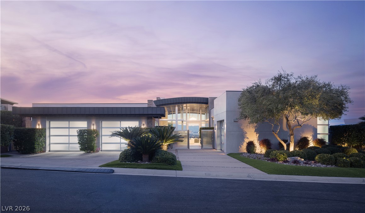 677 Tranquil Rim Court Property Photo 6