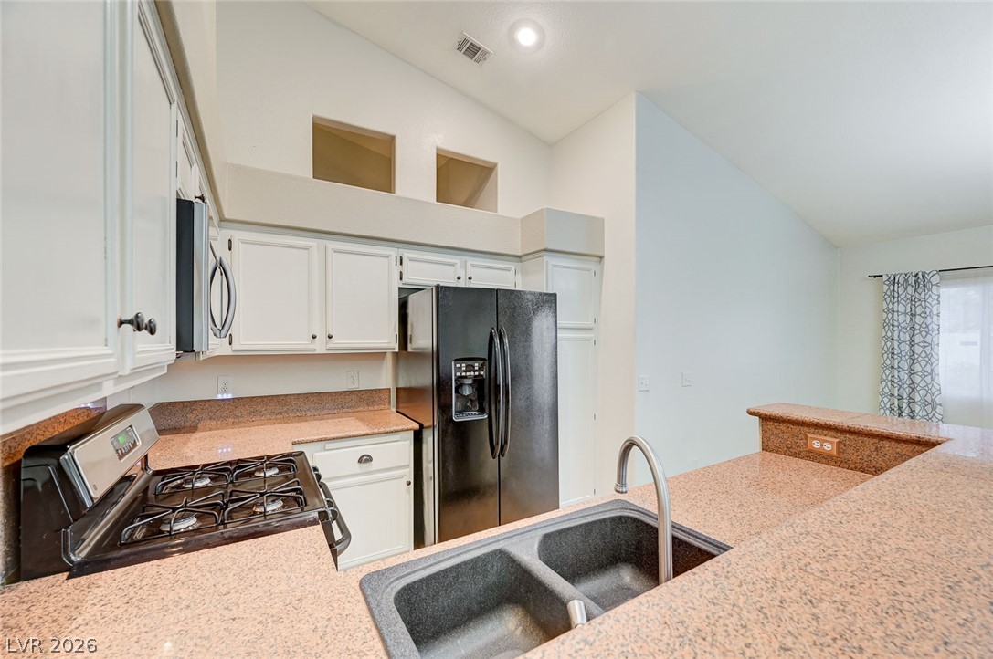 9740 Double Rock Drive Property Photo 18