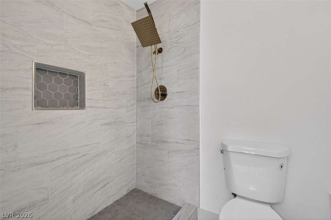 13 Mallory Street Property Photo 23