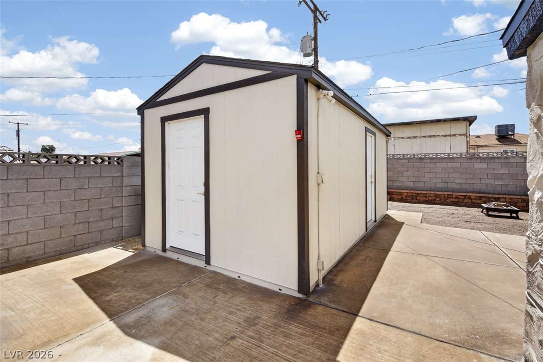 13 Mallory Street Property Photo 34