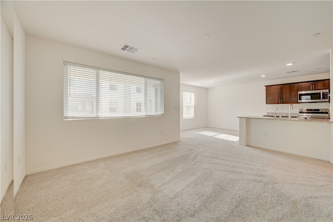 6944 Skyline Blue Street Property Photo 15
