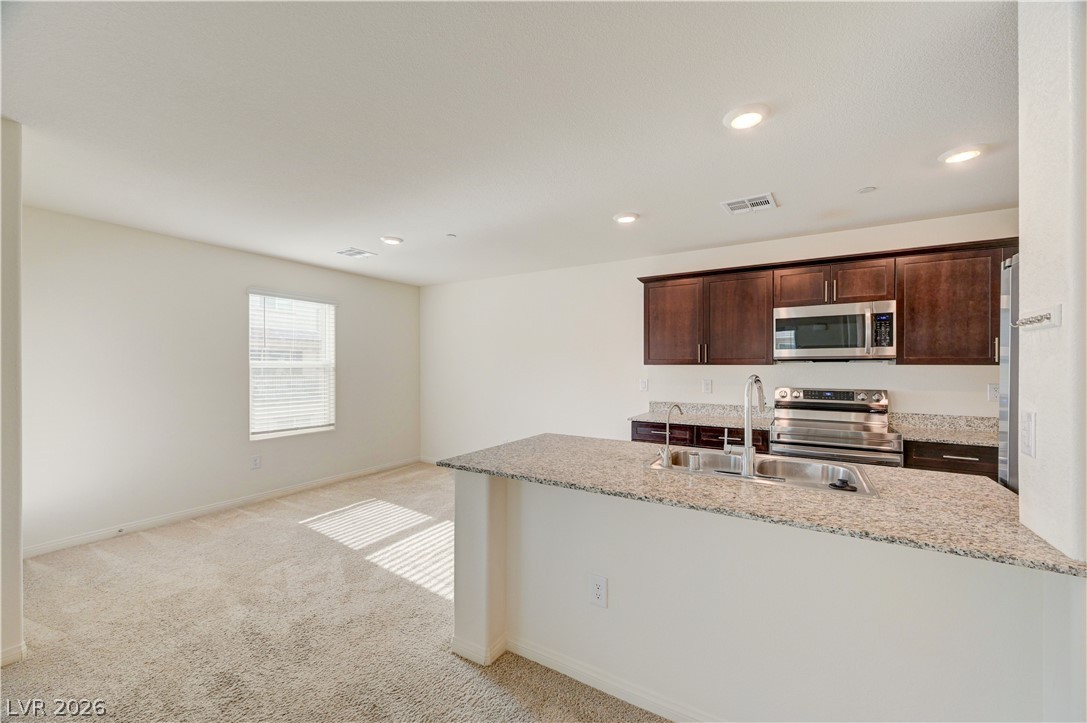 6944 Skyline Blue Street Property Photo 18