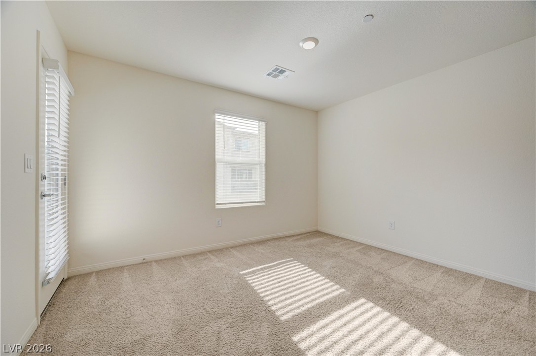 6944 Skyline Blue Street Property Photo 19