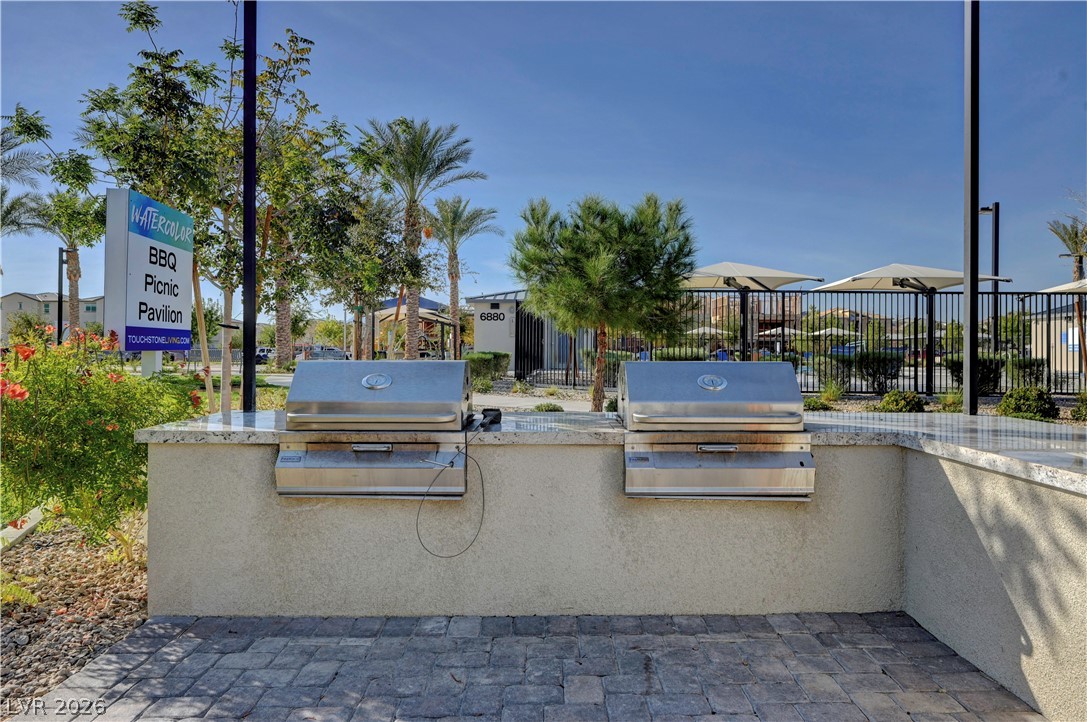 6944 Skyline Blue Street Property Photo 78