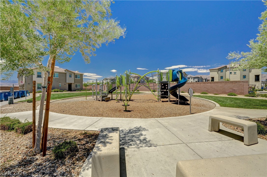 6944 Skyline Blue Street Property Photo 84