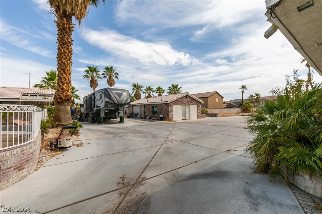 5435 North Rainbow Boulevard Property Photo 7