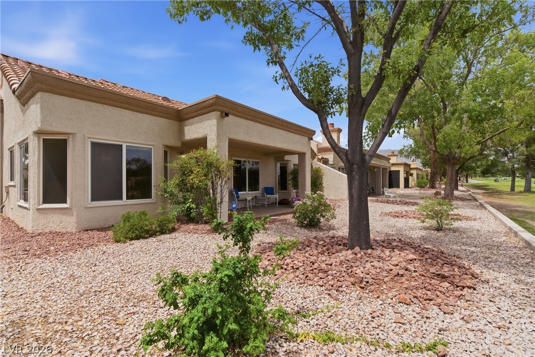 9024 Sundial Drive Property Photo 18