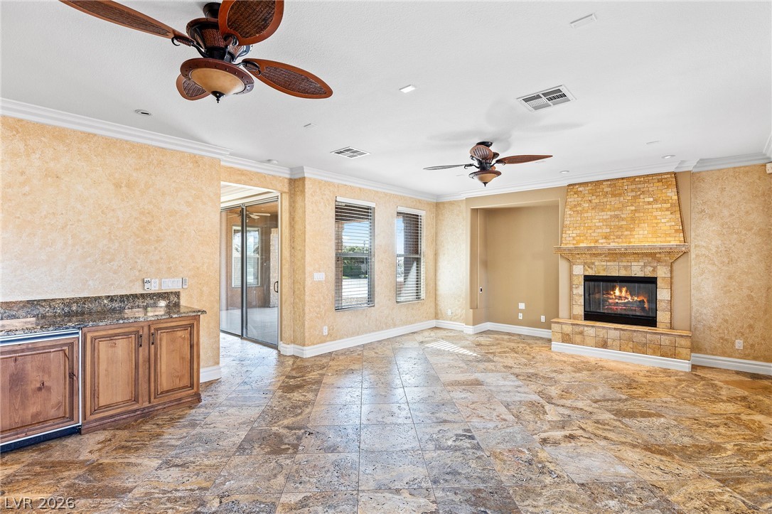 1178 Olivia Parkway Property Photo 12