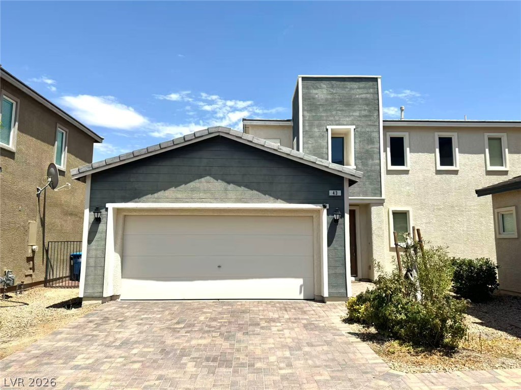 43 Heathrow Lake Avenue Property Photo 1