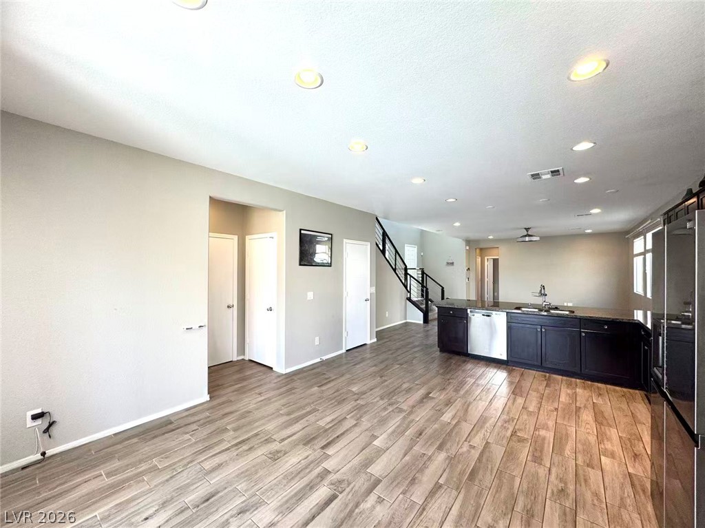 43 Heathrow Lake Avenue Property Photo 5